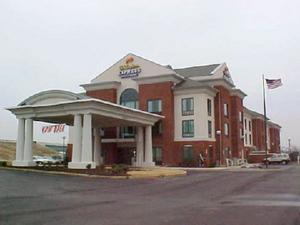Holiday Inn Express Hotel & Suites MEMPHIS SOUTHWIND property photo