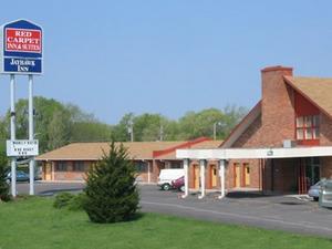 Red Carpet Inn & Suites Junction City property photo