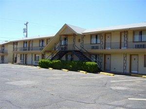 Americas Best Value Inn Tucumcari property photo