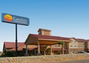 Comfort Inn & Suites property photo