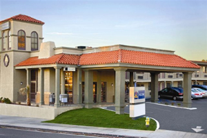 BEST WESTERN PLUS Desert Villa Inn property photo