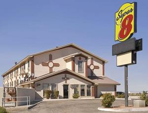 Super 8 Carlsbad property photo