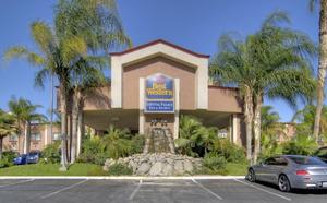 BEST WESTERN Crystal Palace Inn & Suites property photo