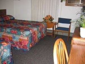Budget Host Inn Detroit Lakes property photo