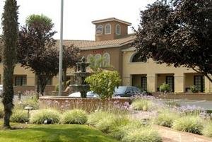 BEST WESTERN PLUS Brookside Inn property photo
