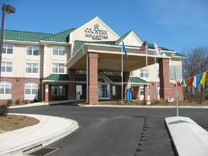 Country Inn & Suites By Carlson Newark property photo