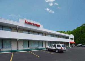 Econo Lodge Coliseum property photo