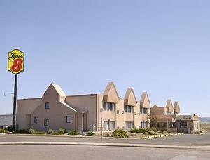 Super 8 Laramie property photo