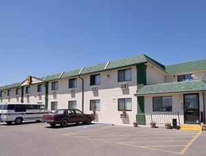 Super 8 Douglas property photo