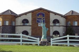 BEST WESTERN PLUS Liberty Inn property photo
