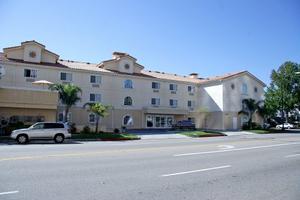 BEST WESTERN PLUS Media Center Inn & Suites property photo