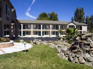 BEST WESTERN Cloverdale Inn property photo