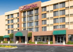 Clarion Hotel Bakersfield property photo