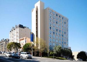 Comfort Inn By the Bay property photo