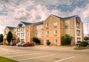 Fairfield Inn & Suites Burlington property photo