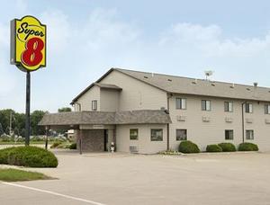 Super 8 Manchester property photo