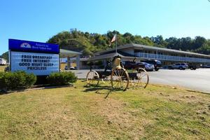 Americas Best Value Inn Hazard property photo