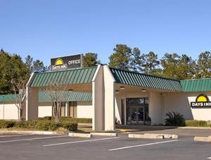 Days Inn McComb MS property photo