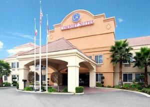 Comfort Suites Tulare property photo