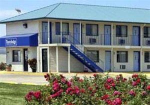 Travelodge Inn Lincoln property photo