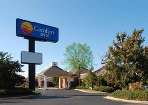 Comfort Inn - Fayetteville I-95 property photo