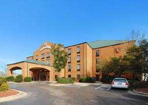 Comfort Suites Riverfront Park property photo