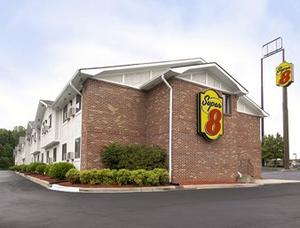 Super 8 Charlotte University property photo