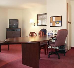 Candlewood Suites RALEIGH-CARY property photo