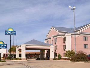 Days Inn and Suites Poteau property photo