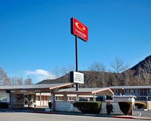Econo Lodge Inn & Suites property photo
