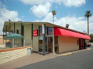 Econo Lodge Bakersfield property photo