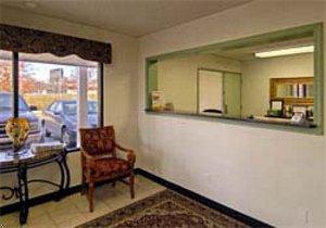 Howard Johnson Inn Tulsa property photo