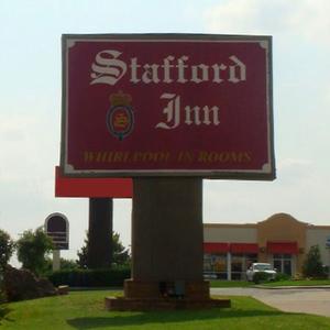 Stafford Inn Edmond property photo