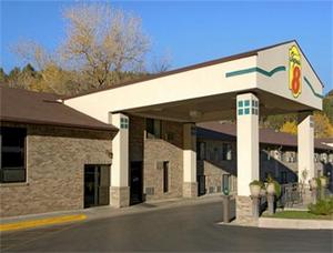 Super 8 Deadwood property photo