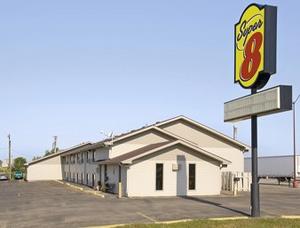 Super 8 Aberdeen West property photo