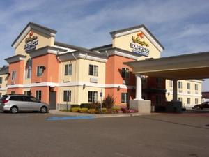 Holiday Inn Express Hotel & Suites JACKSON property photo