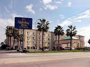 Holiday Inn Express BAKERSFIELD property photo