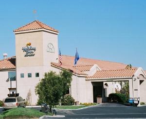 Holiday Inn Express BARSTOW-HISTORIC ROUTE 66 property photo