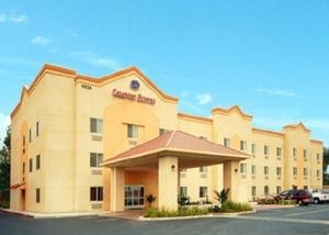 Comfort Suites Marysville property photo