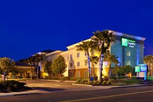 Holiday Inn Express Hotel & Suites VACAVILLE property photo