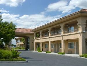 Super 8 Modesto property photo
