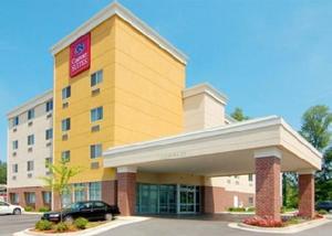 Comfort Suites Huntsville property photo