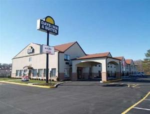Days Inn and Suites Seaford property photo