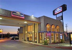 Howard Johnson Inn Victorville property photo