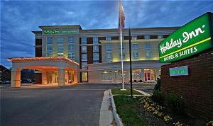 Holiday Inn Hotel & Suites WILLIAMSBURG-HISTORIC GATEWAY property information