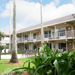 Sun City Center Inn property photo