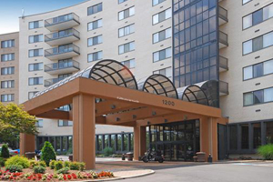 Clarion Collection Hotel Arlington Court Suites property photo
