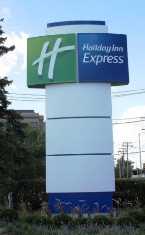 Holiday Inn Express ROLLING MDWS-SCHAUMBURG AREA property photo