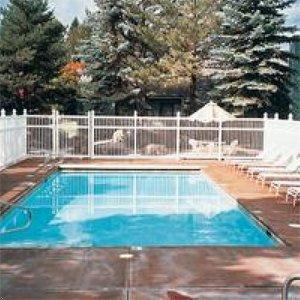 Crestwood Resort by EVRentals property photo