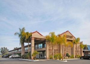 Quality Inn Fresno property photo